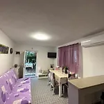 Apartment Tonka - 150 M From Beach
